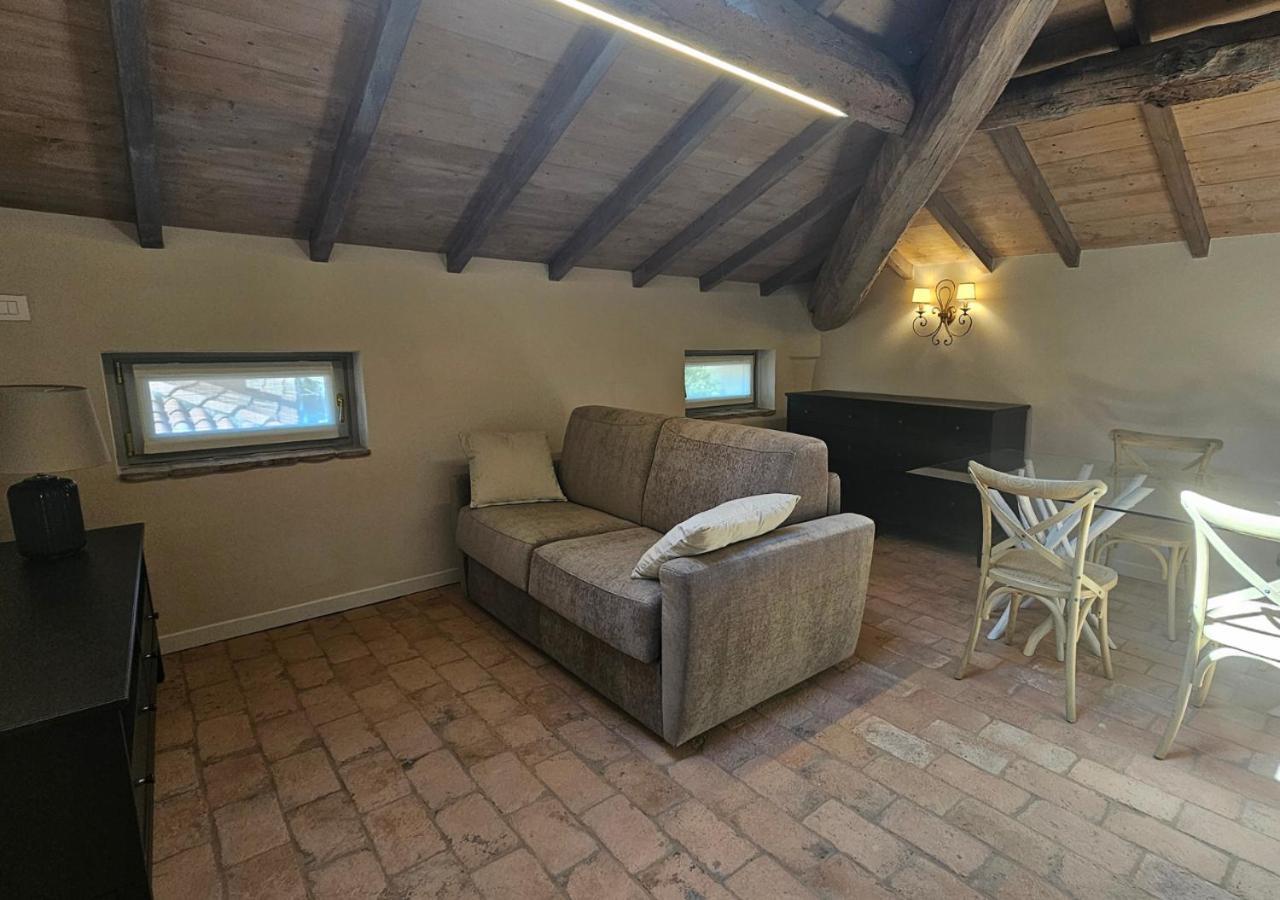 Villa Tosi - Luxury Apartments In Villa Veneta トレニャーゴ エクステリア 写真