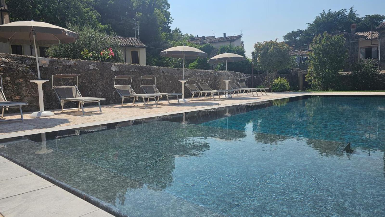 Villa Tosi - Luxury Apartments In Villa Veneta トレニャーゴ エクステリア 写真