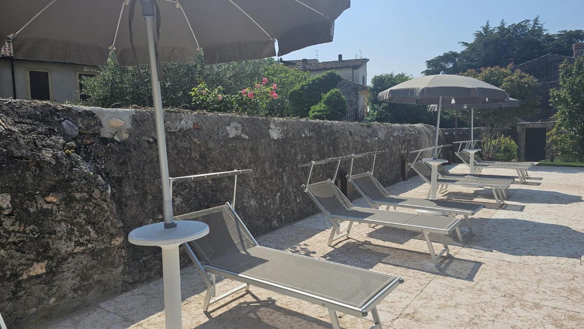 Villa Tosi - Luxury Apartments In Villa Veneta トレニャーゴ エクステリア 写真
